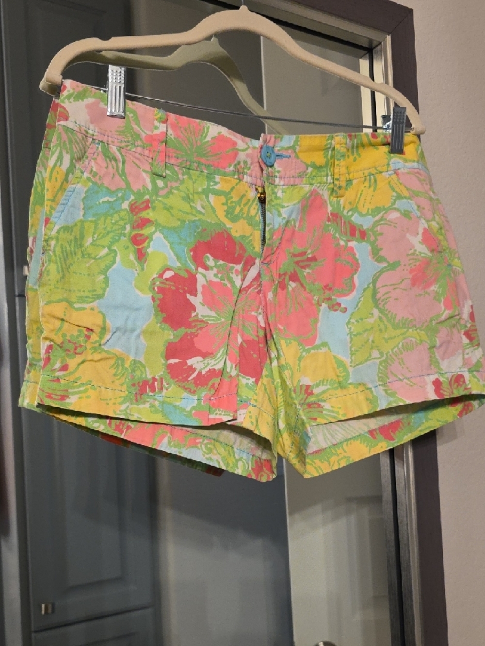 Lilly Pulitzer Tropical Pastel Floral High-Waist Shorts - Picture 8 of 12